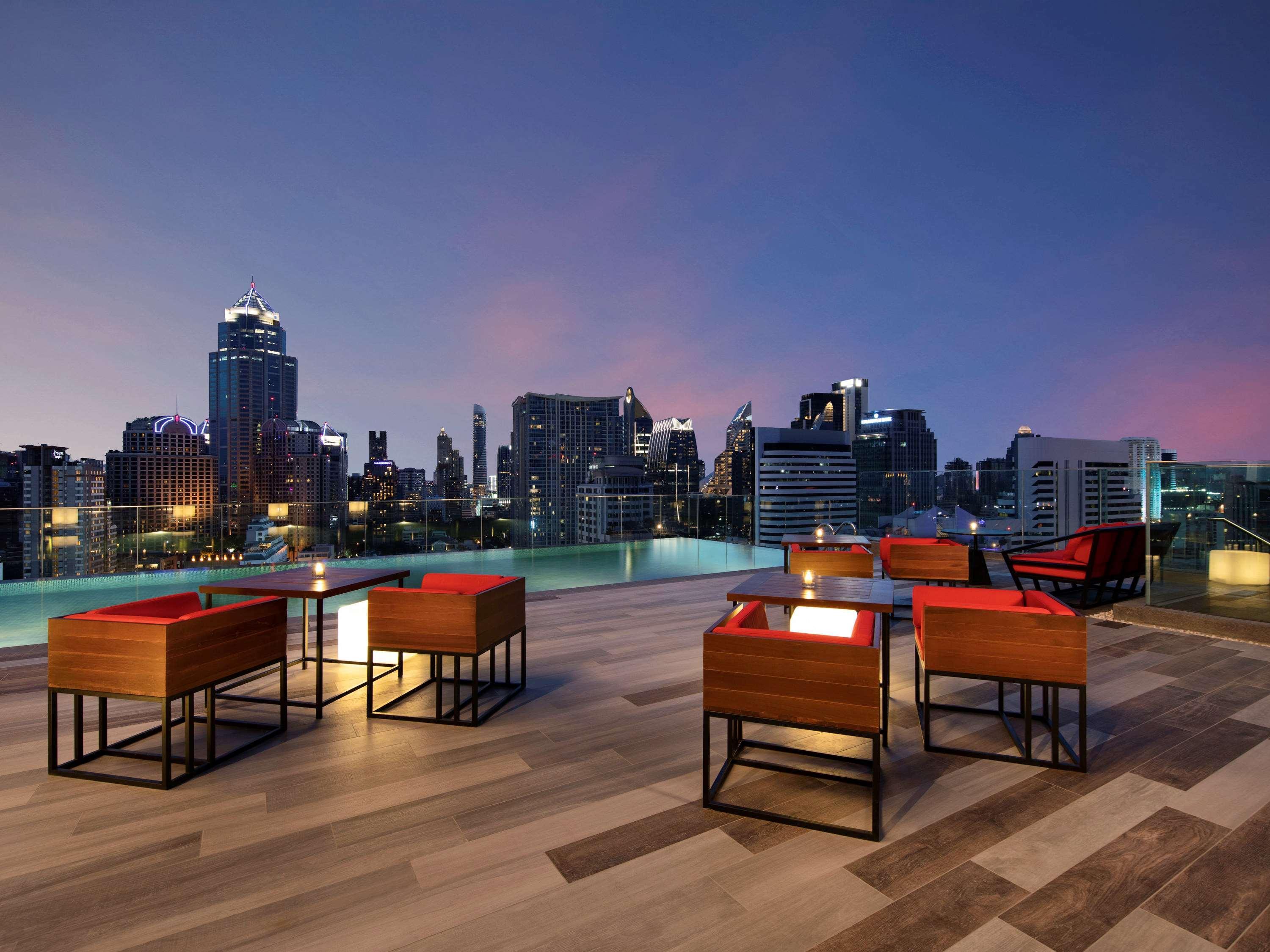 Novotel Bangkok Sukhumvit 4 Exteriör bild